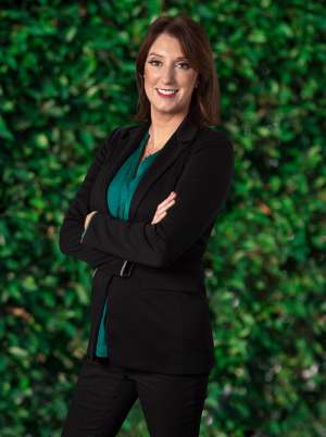 Jennifer Sullivan Standing Website