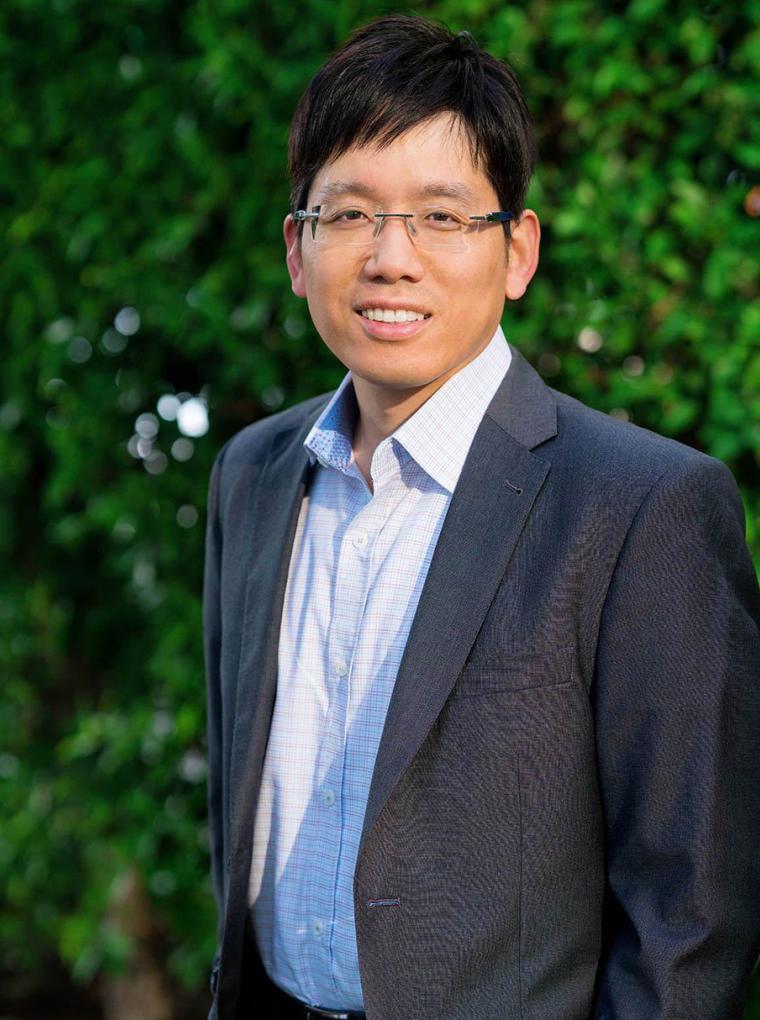 Curtis Kim Thumb